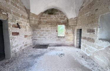 Piccolo Casolare di Campagna – Campi Salentina (Le), contrada Patera
