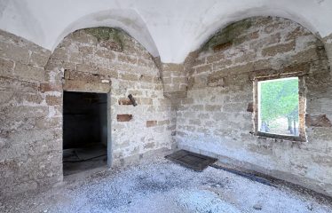 Piccolo Casolare di Campagna – Campi Salentina (Le), contrada Patera