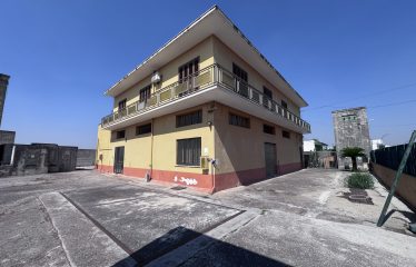 INTERO STABILE – Squinzano (Le), via R. Sanzio