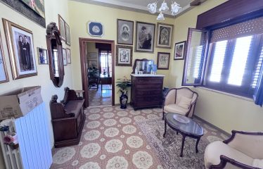 INTERO STABILE – Squinzano (Le), via R. Sanzio