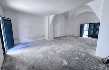 GARAGE / DEPOSITO – Squinzano (Le), via Gianfilippe