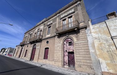 PALAZZO STORICO &ndash; Squinzano (Le), via Lecce